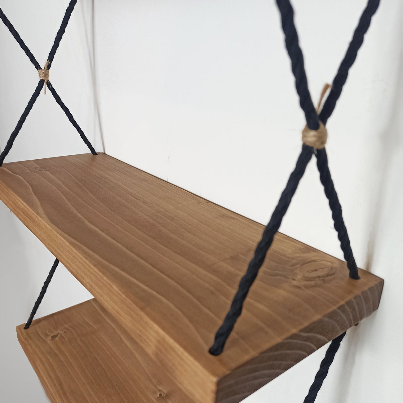 Décoration d'intérieur - Etagère suspendue en bois & corde noire - 3 étages-Holbox Spirit