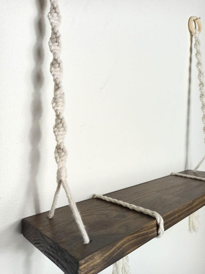 Etagère suspendue, balançoire en bois, corde macramé | Holbox Spirit